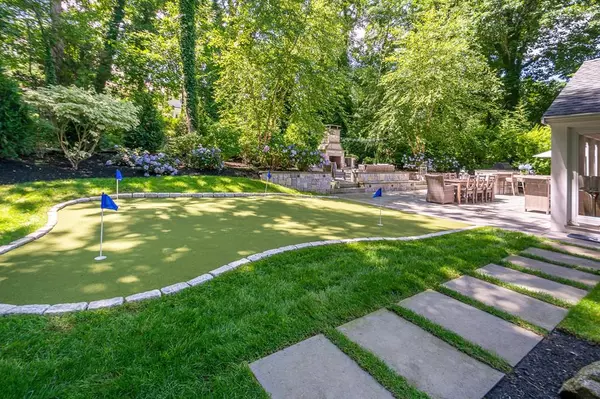 Cohasset, MA 02025,108 Linden Drive