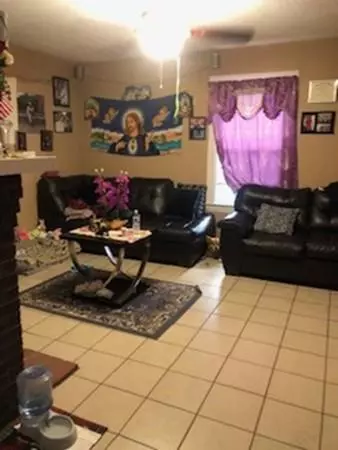 Springfield, MA 01109,37 Balis St