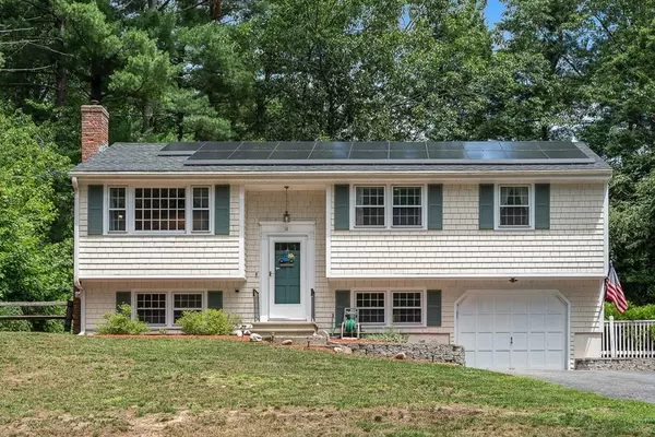 14 Emery Rd, Townsend, MA 01469