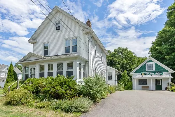 117 Worcester St, West Boylston, MA 01583