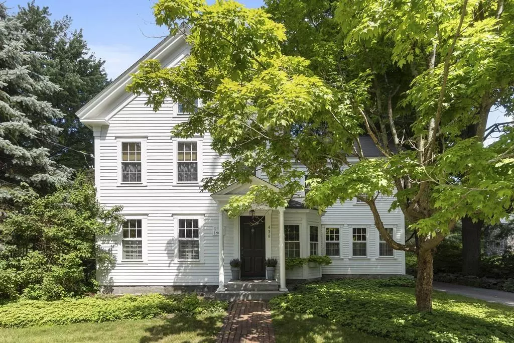 Acton, MA 01720,438 Main St