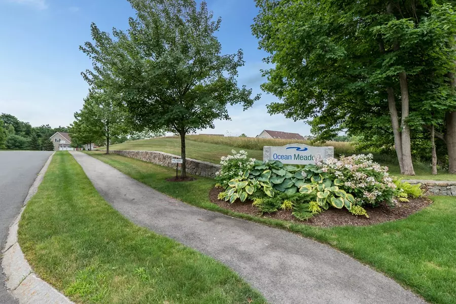 54 Moody Ln #54, West Newbury, MA 01985