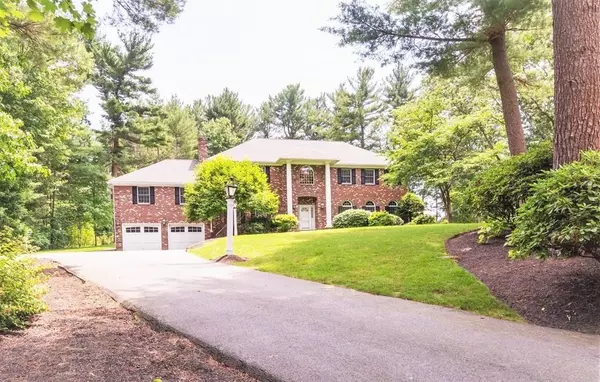 3 Ostis Way, Lynnfield, MA 01940