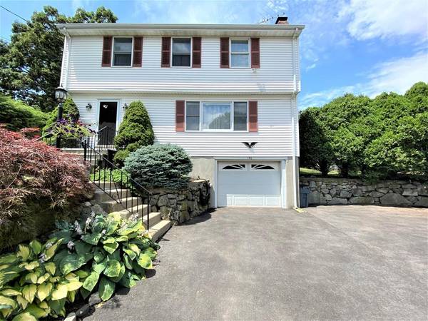 156 Winchester Rd, Arlington, MA 02474