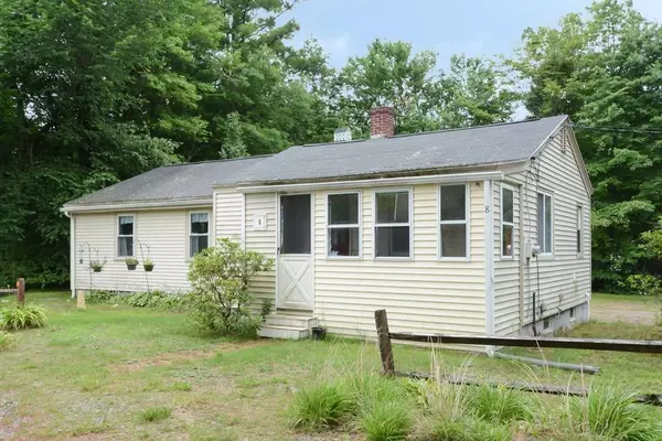 8 Sand Rd, Templeton, MA 01468