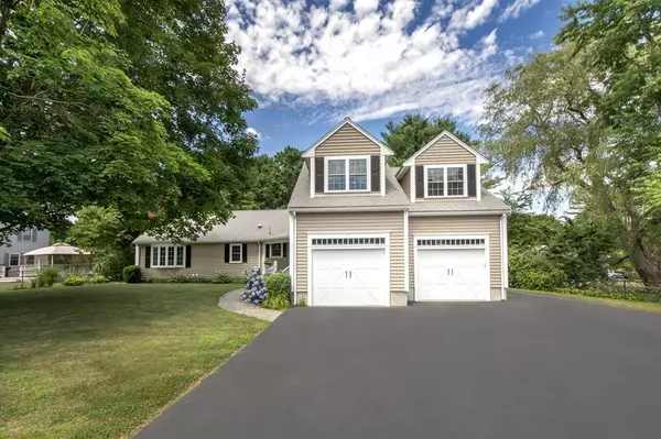Halifax, MA 02338,11 Baker St