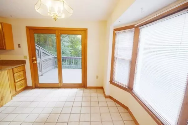 Townsend, MA 01474,10 W Meadow Estates Dr #10