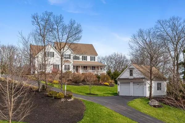 10 Manchester Dr, Wrentham, MA 02093
