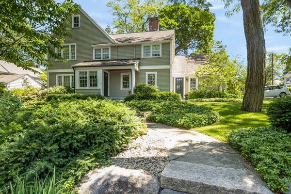 2 Lexington Avenue, Lexington, MA 02421