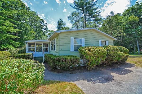 96 Acorn Drive, Taunton, MA 02788