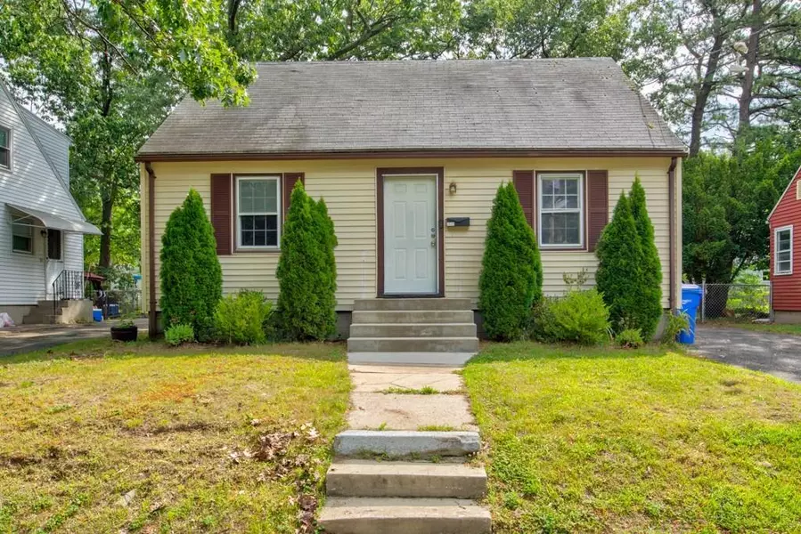 151 Breckwood Blvd, Springfield, MA 01109