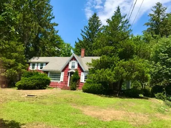 431 Brook St, Hanson, MA 02341