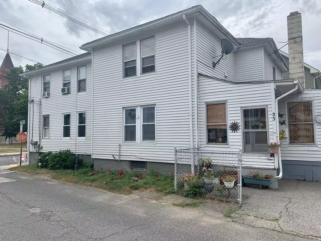 Southbridge, MA 01550,65 Crystal St