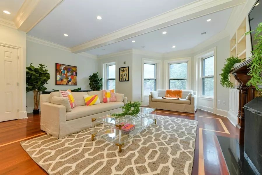 109 Saint Botolph St #2, Boston, MA 02115