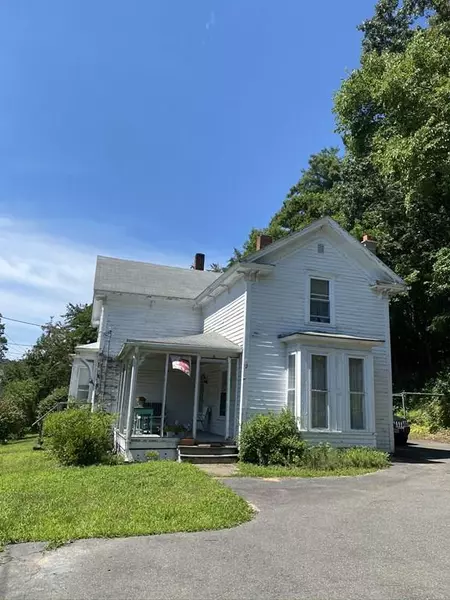 5 Barnes St, Ware, MA 01082