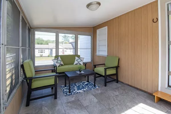 Abington, MA 02351,91 Clapp St