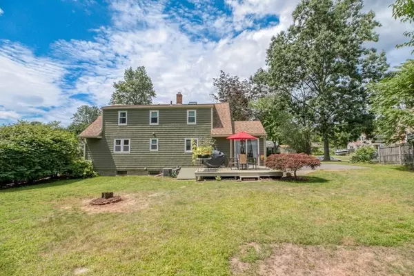 Springfield, MA 01119,93 Meadowlark Ln