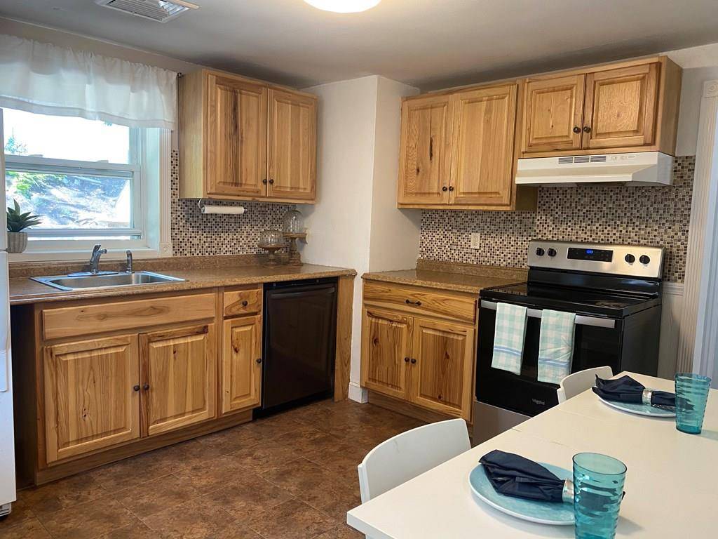 Waltham, MA 02451,34 Mokema Ave