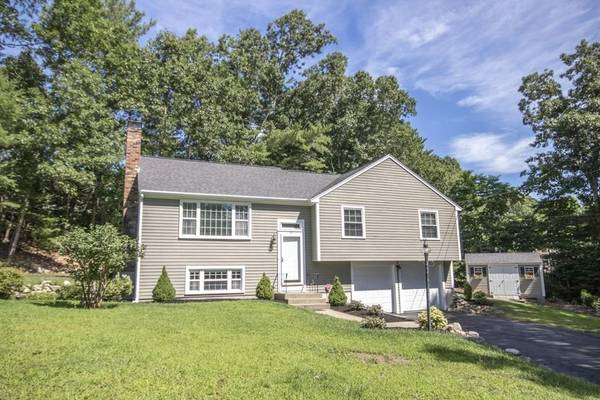 17 Robert Ave, Marshfield, MA 02050