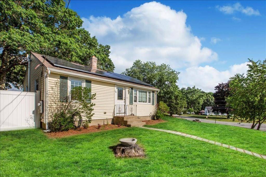 Bellingham, MA 02019,14 Potter Circle