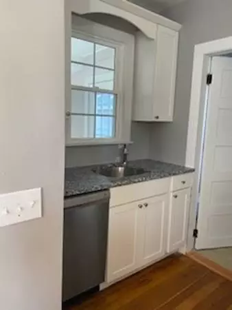 Springfield, MA 01118,999 Sumner Avenue