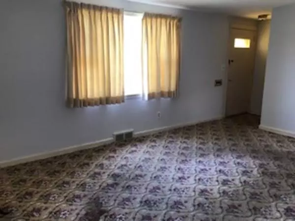 Springfield, MA 01118,64 Judith St