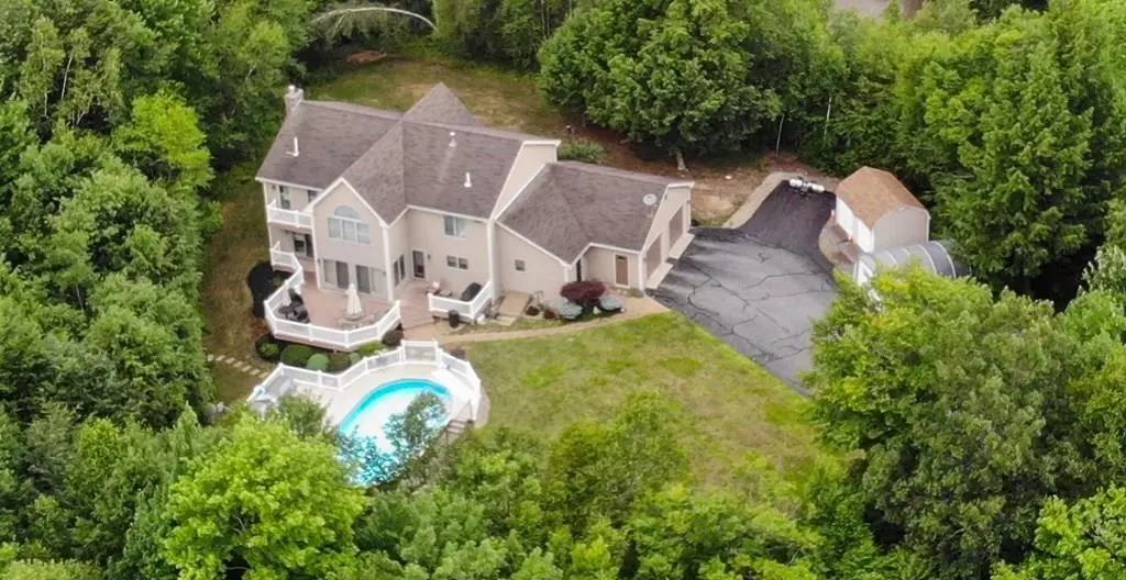 Rindge, NH 03461,97 Meadow View Rd