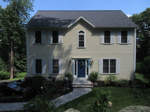 124 Gould Rd, Charlton, MA 01507