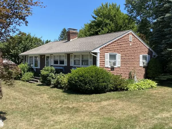 Holden, MA 01520,66 Cook St