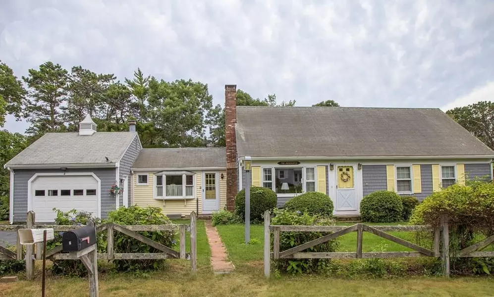 7 Riverside Ter, Harwich, MA 02671