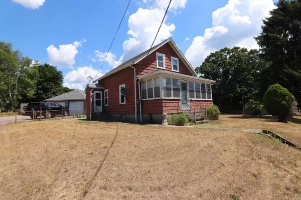 654 State Rd, Westport, MA 02790
