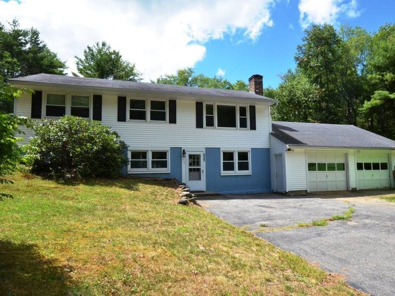 225 Royalston Rd, Phillipston, MA 01331