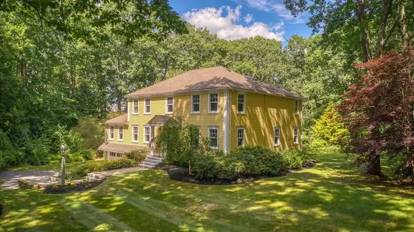 21 School St, Hopkinton, MA 01748