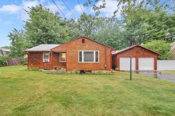 Springfield, MA 01119,33 Sparrow Dr