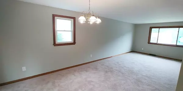 Springfield, MA 01118,68 Westbank Court