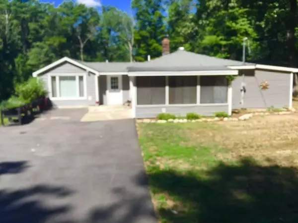 44 Frost Rd, Tyngsborough, MA 01879