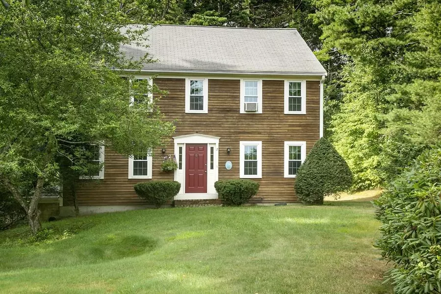 7 Silver Lake Dr, Kingston, MA 02364