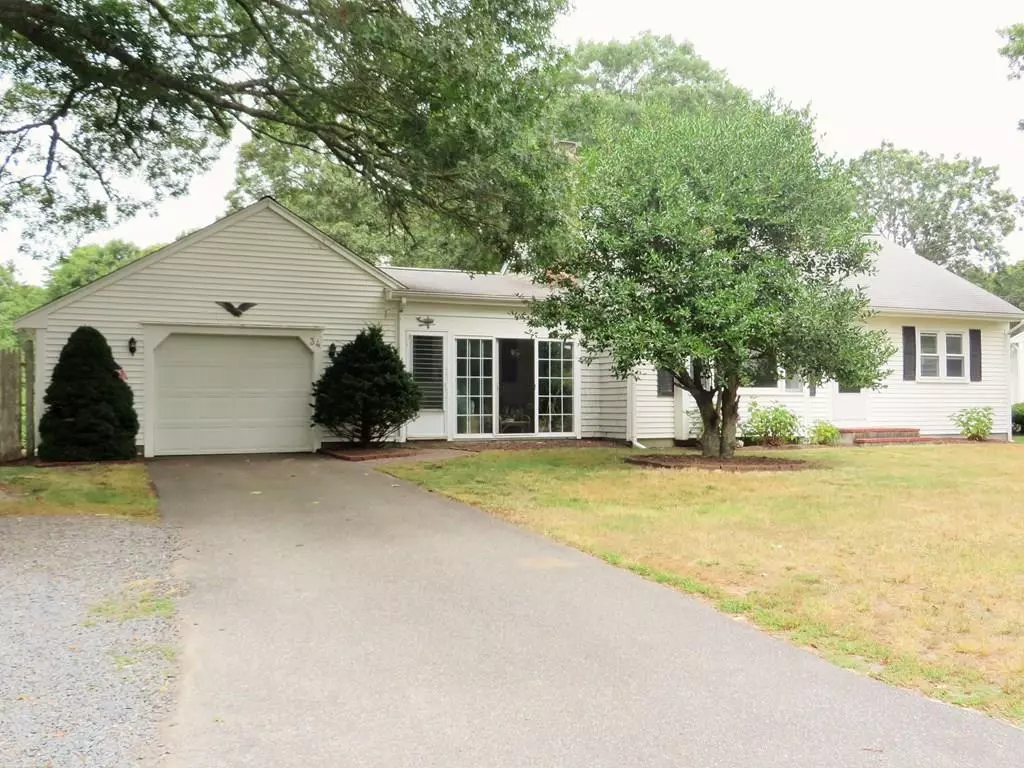 Yarmouth, MA 02664,34 Captain Simmons Rd