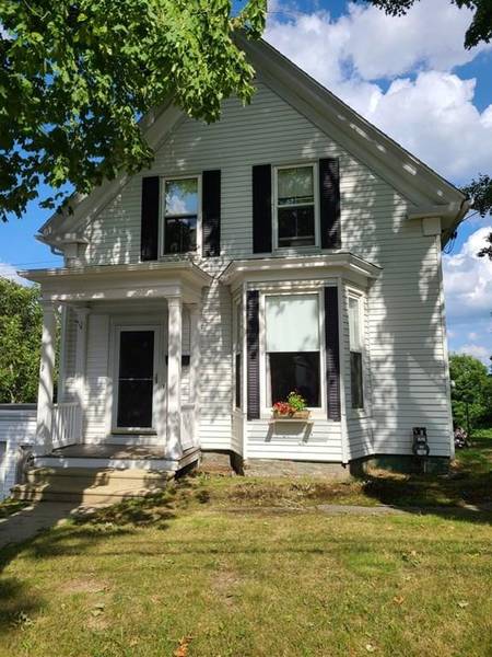 47 Walnut St, North Brookfield, MA 01535