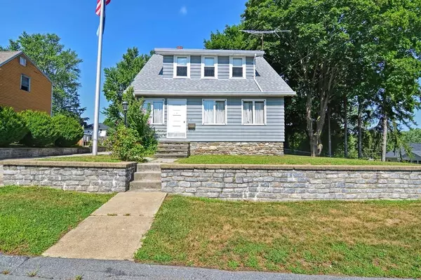 41 Highland St, Auburn, MA 01501