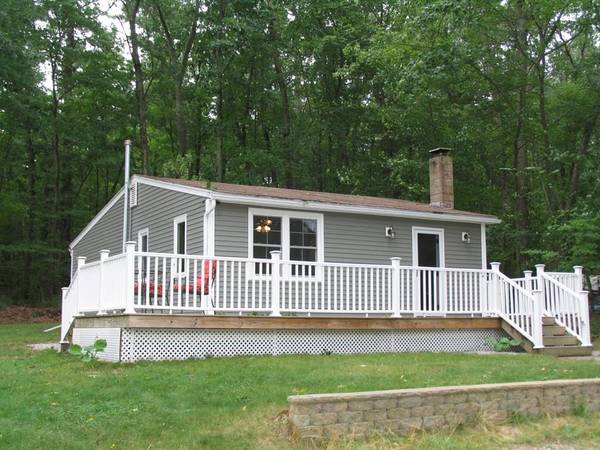 14 Burgate St, Glocester, RI 02814