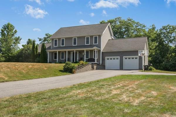 2 Misty Meadow Ln., Dudley, MA 01571