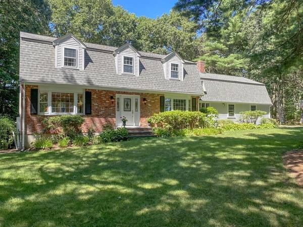 1 Mohave Road, Medfield, MA 02052