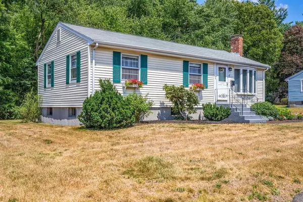 Holbrook, MA 02343,5 Thornton Road