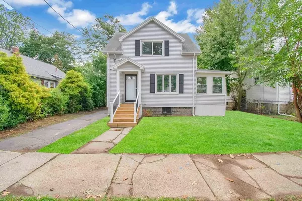 Springfield, MA 01104,7 Littleton St