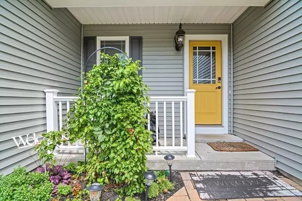 Taunton, MA 02780,337 Nichols Dr