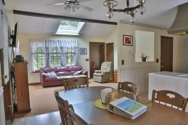 Eastham, MA 02642,385 Oak Leaf Rd