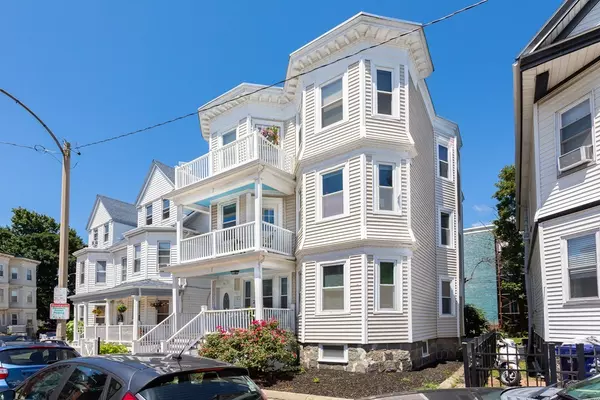 39 Edison Green, Boston, MA 02125