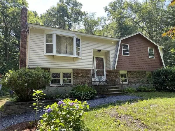 5 Wabash Rd, Wilmington, MA 01887