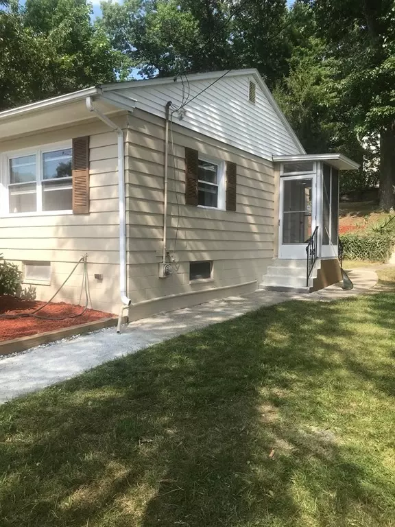 Auburn, MA 01501,47 Pinehurst Ave